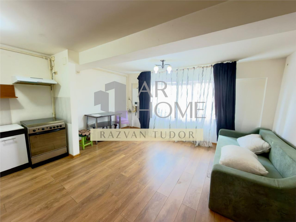 Garsoniera , centrala proprie , zona Teleajan , Ploiesti
