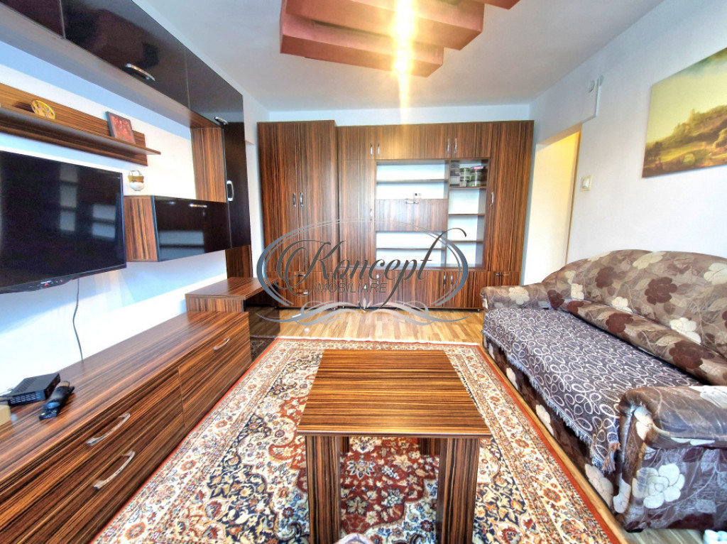 Apartament in zona FSEGA