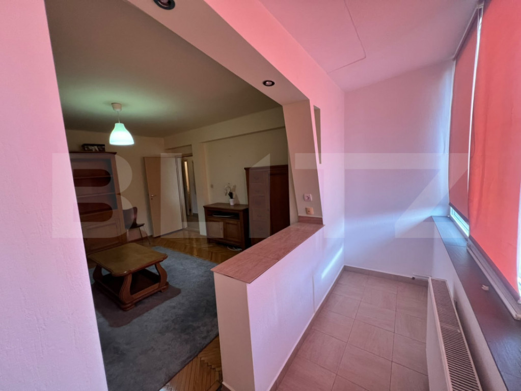 Apartament 2 camere de închiriat, Central!