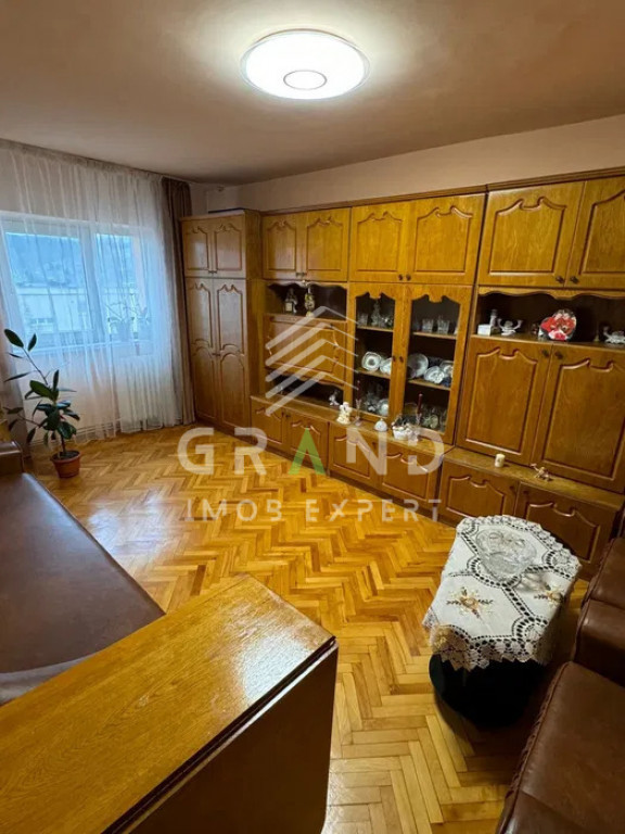 Apartament 3 Camere | 2 Bai | Parcare | Petfriendly | Manast