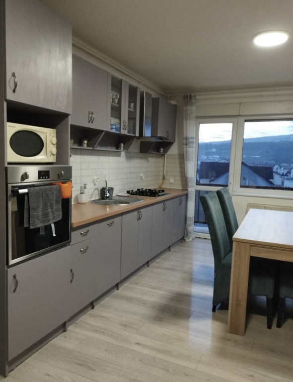 Apartament cu 3 camere, Cetate-Schit