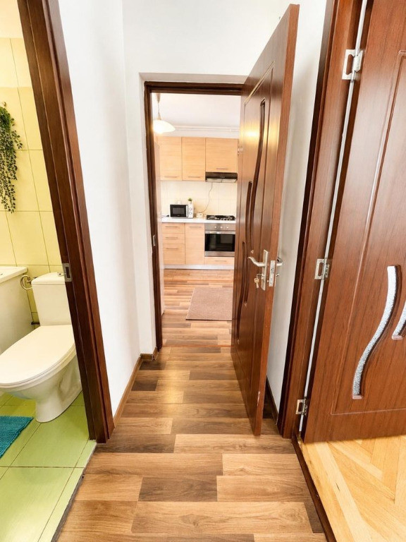 Apartament 3 camere zona GRIVITEI