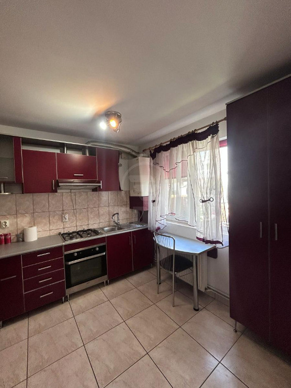 Casă tip duplex de inchiriat, situată în Florești, zona Teilor