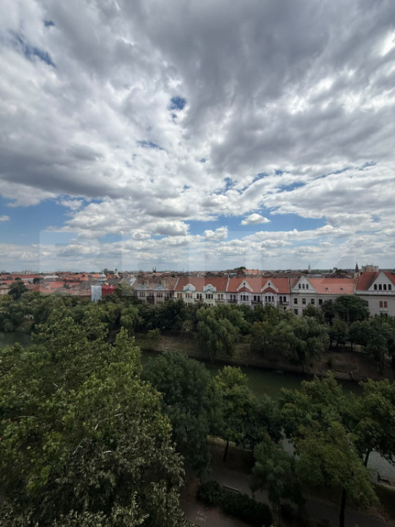 Apartament 3 camere, 63 mp, zona Piata Maria