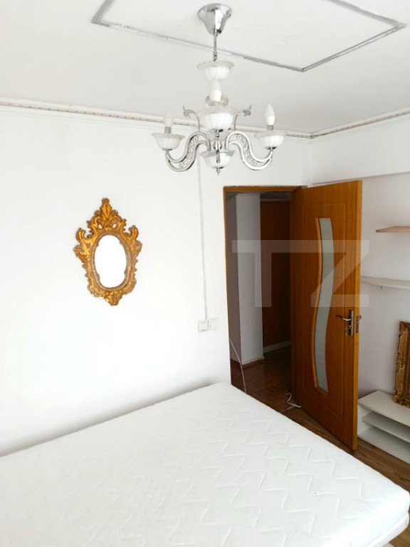 Apartament 3 camere, 63 mp, zona Independentei