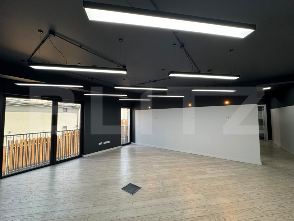 Clădire de Birouri Modernă – 500 mp, Superfinisată, Ter