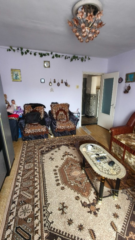 Vând apartament 1 camera simplu și ieftin! Central