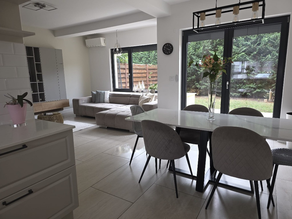 Inchiriez casa cu 5 camere in Subcetate ID:45401