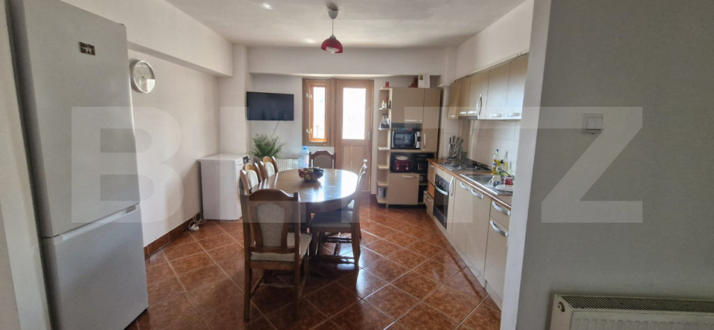 Apartament de vânzare, 72 mp, zona Micro 12