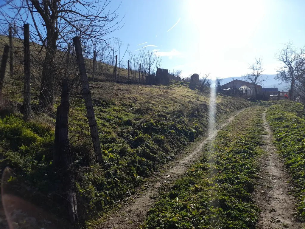 Teren intravilan com. Niculitel 600mp