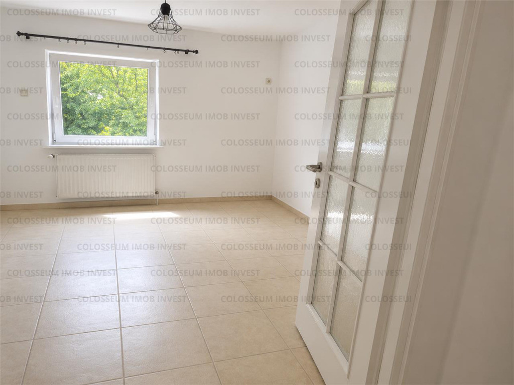 Apartament 3 camere | 2 Bai | Boxa | Zona Astra