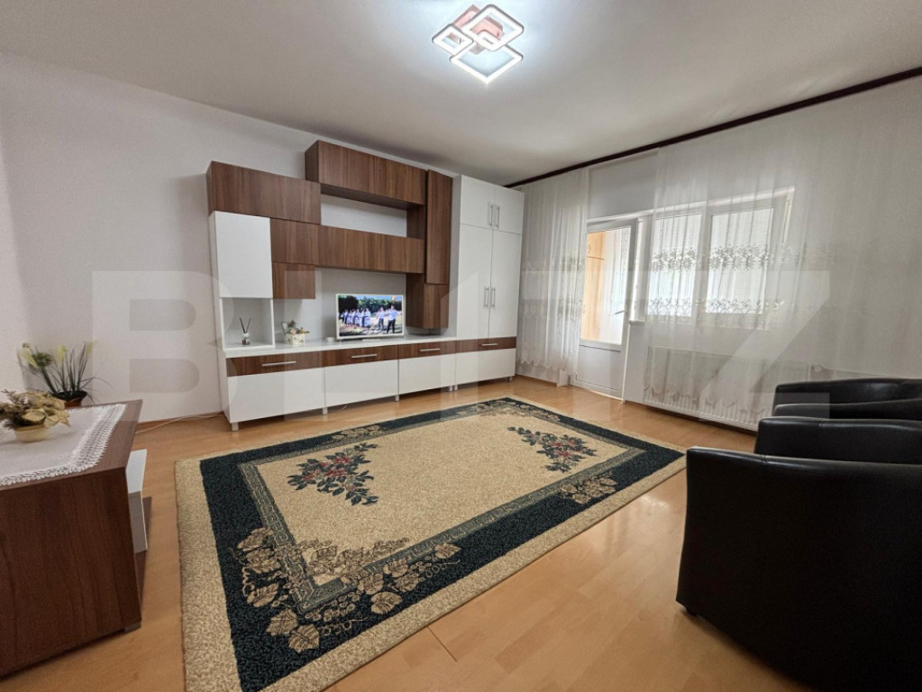 Apartament cu 3 camere, 70 mp, zona Rogerius