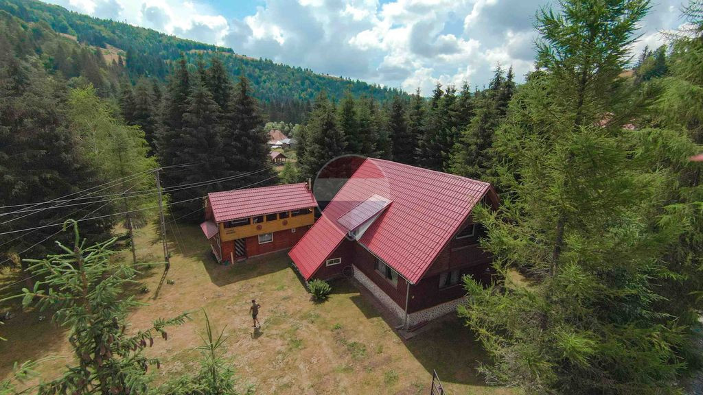 De vânzare cabană și teren 3326mp, Arieșeni-Oportunit...