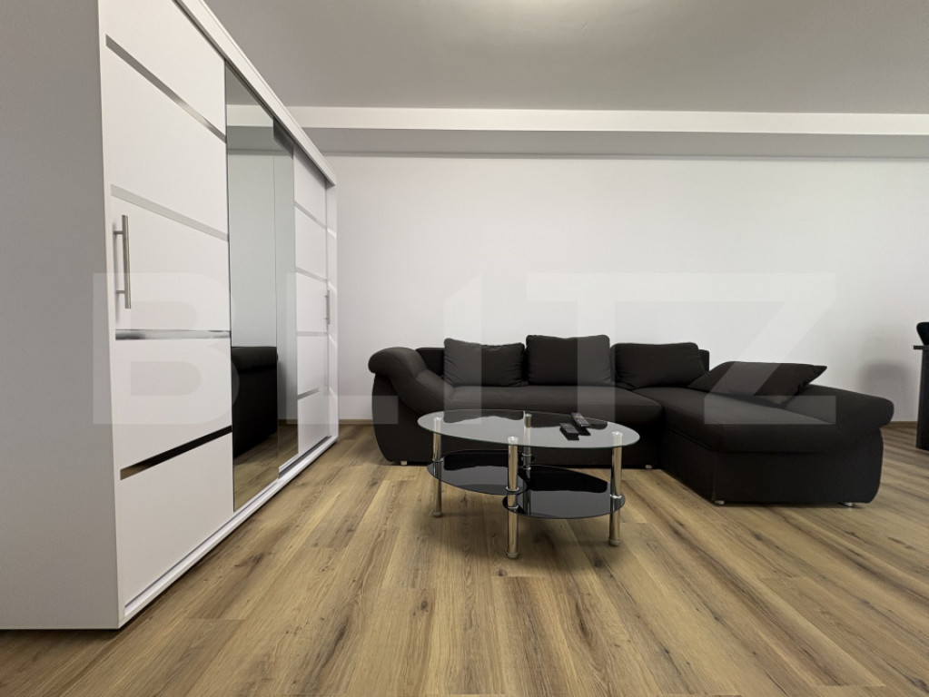 Apartament 2 camere, 60 mp, parcare, zona Plopilor