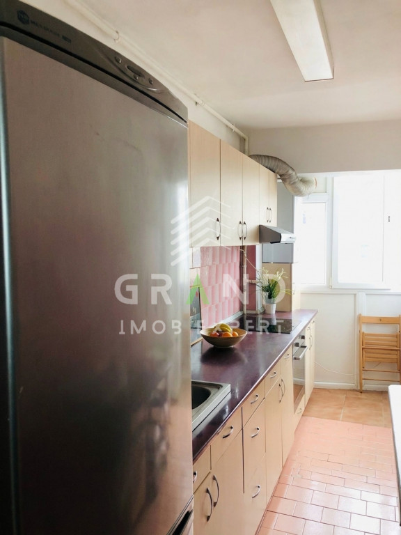 4 camere decomandate | Etaj intermediar | Investiție excele
