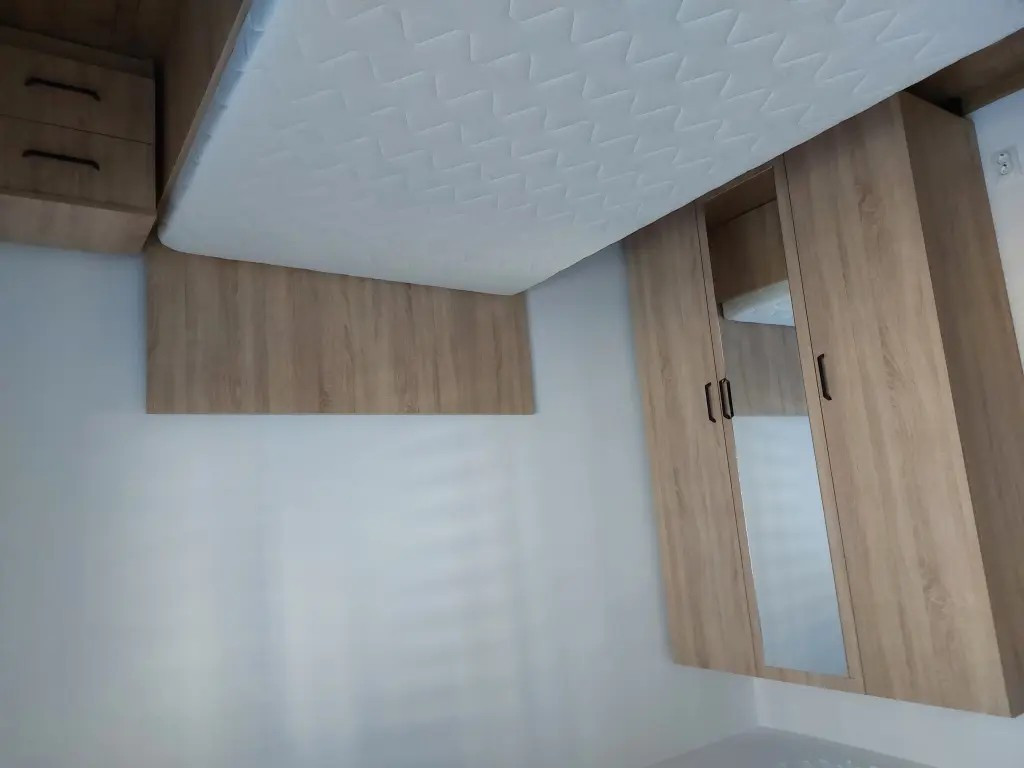 Inchiriez apartament cu 2 camere ultracentral