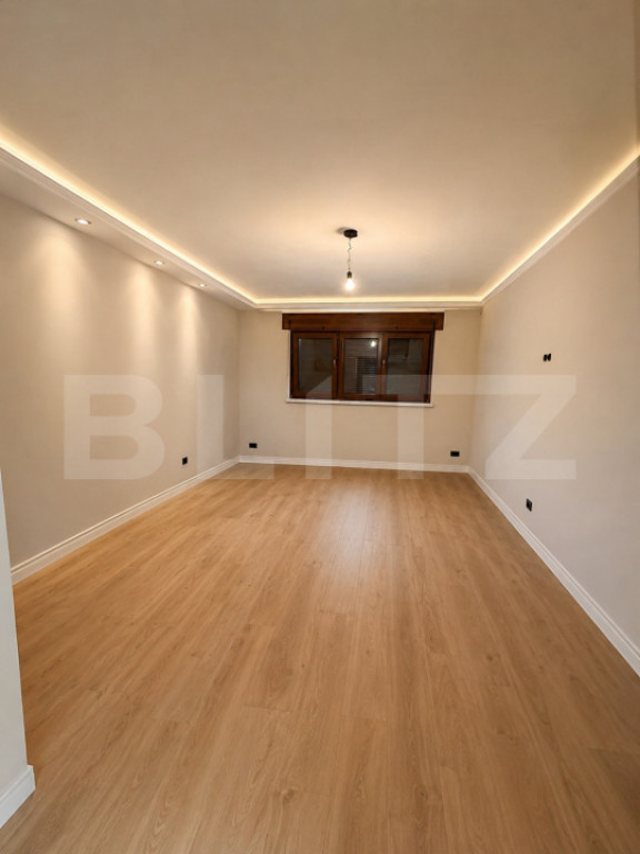Apartament 3 camere, 2 băi, decomandat, 80 mp, zona Brazda