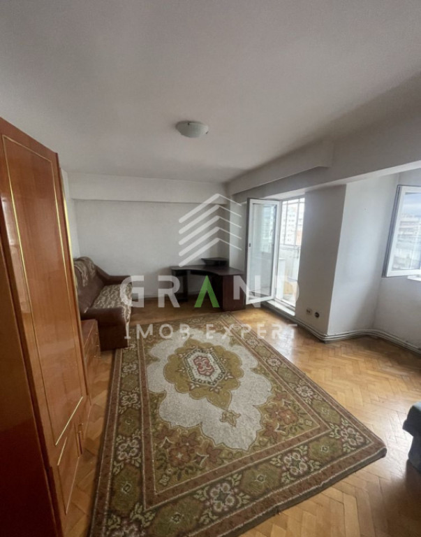 Apartament 3 Camera, 70 mp, 2 Bai, Semifinisat, Zona Doroban