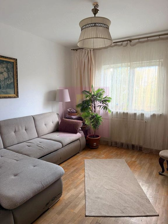 Apartament 3 camere Mircea Voda - Nerva Traian cu vedere ...