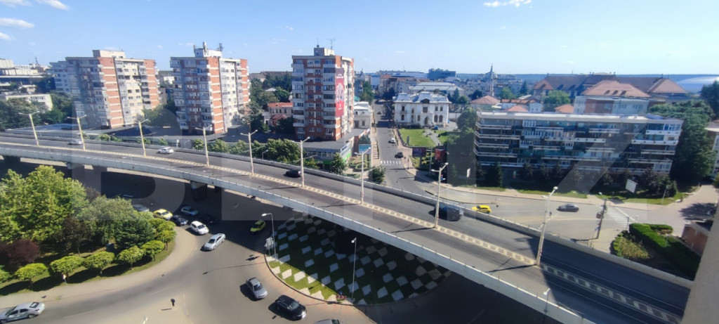 Apartament 3 camere, 90.04 mp, zona Centru