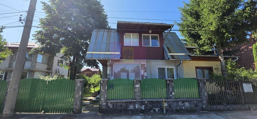 Vilă de vânzare în Breaza - Zona Liceul Militar