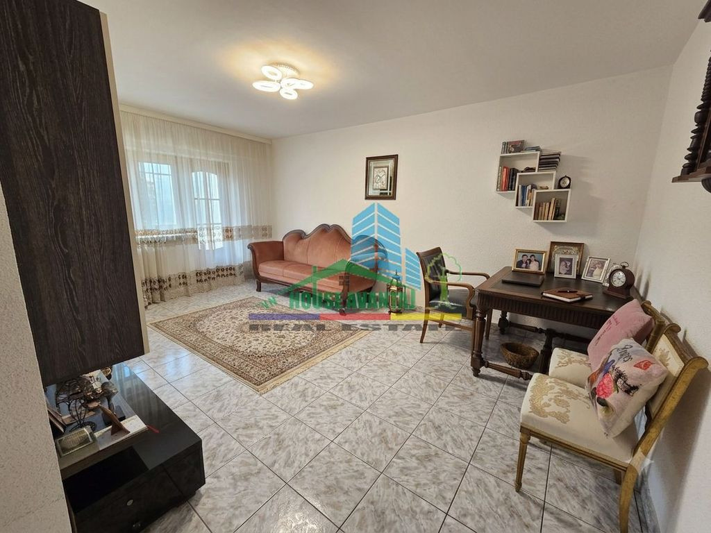 Apartament 3 Camere Zona Piața Unirii 83 mp | Bloc Tip V...