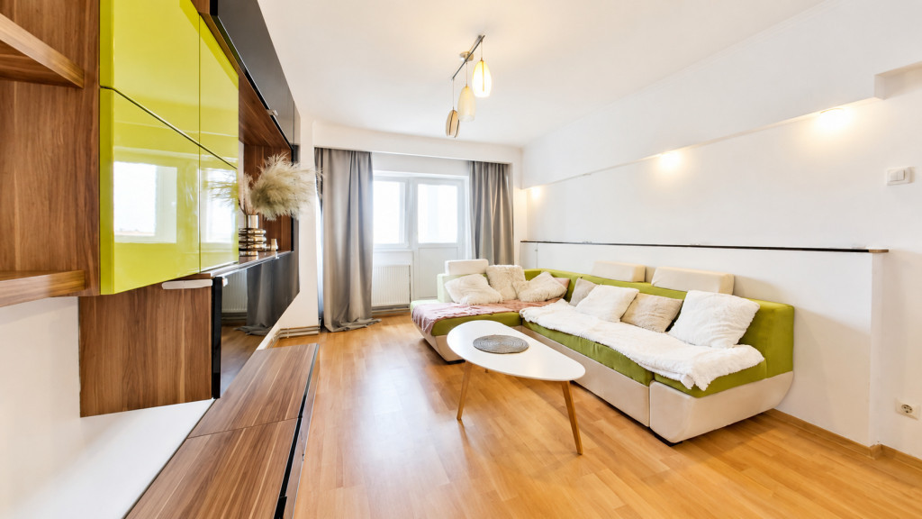 Apartament de inchiriat/ Ideal pentru studenti