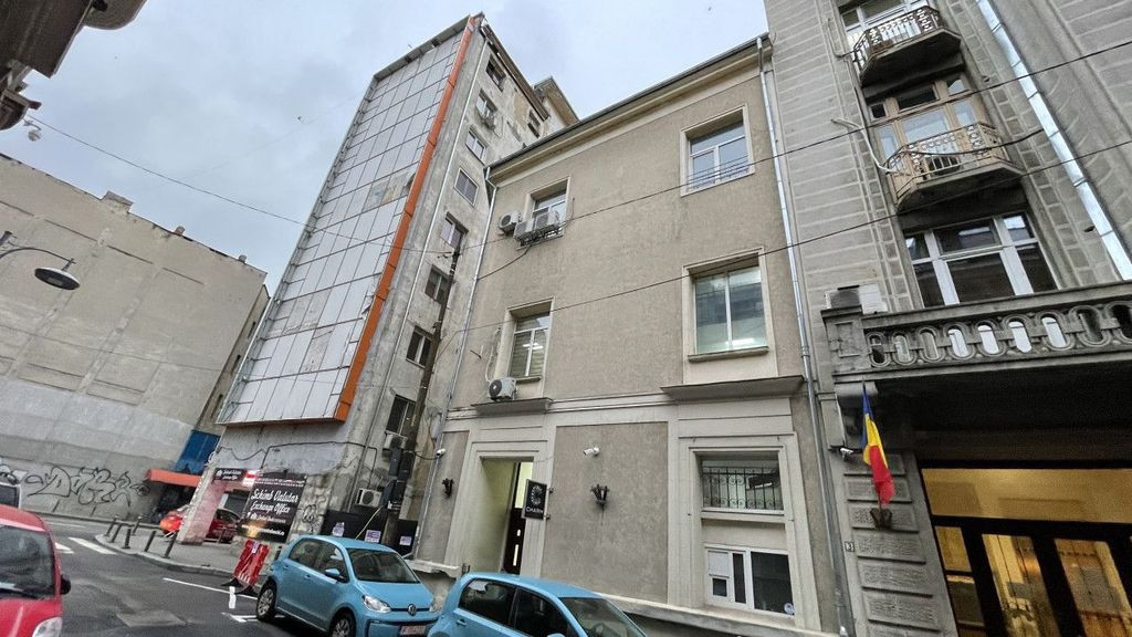 Clădire Versatilă într-o Zonă Premium – Un Pas Spre...