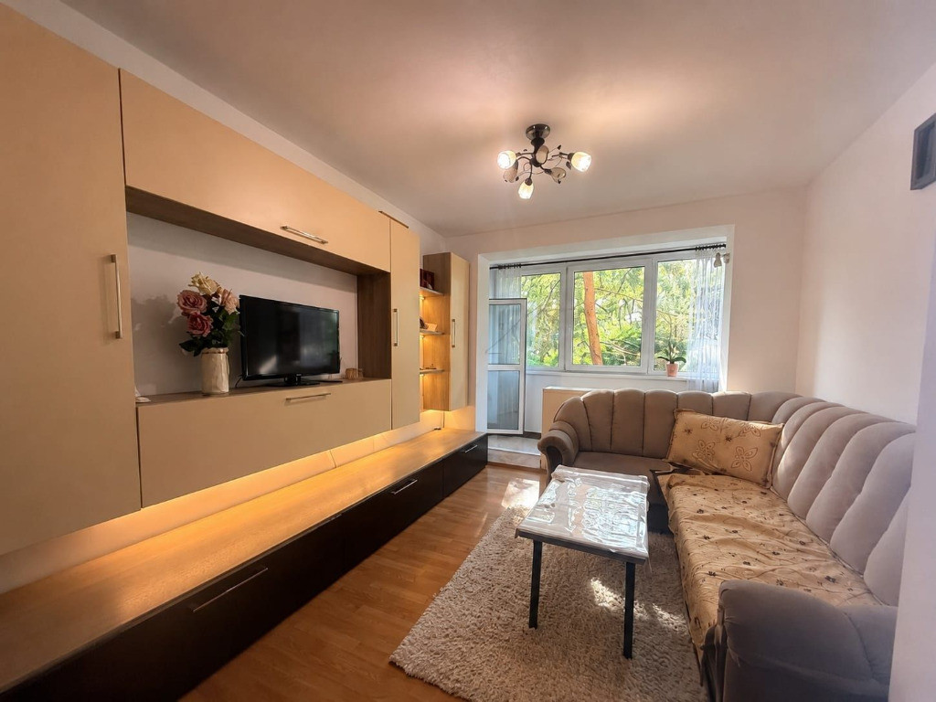 Apartment de 3 camere zona GARII