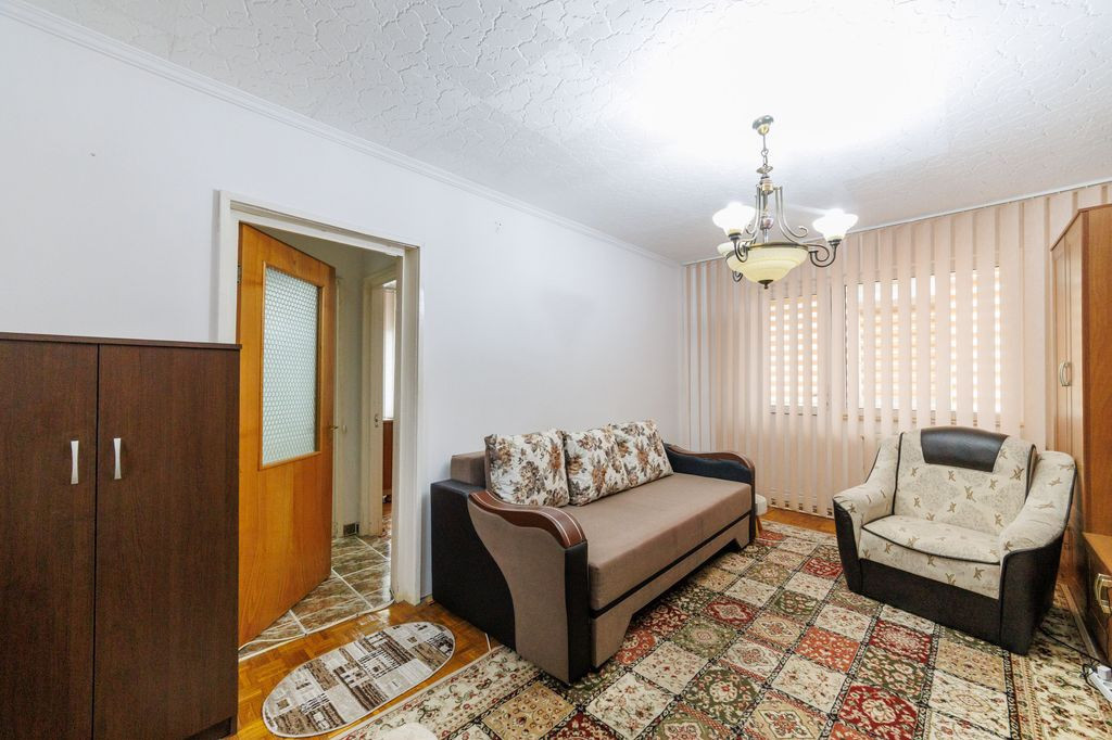 Apartament 2 camere Trivale et 3/4,