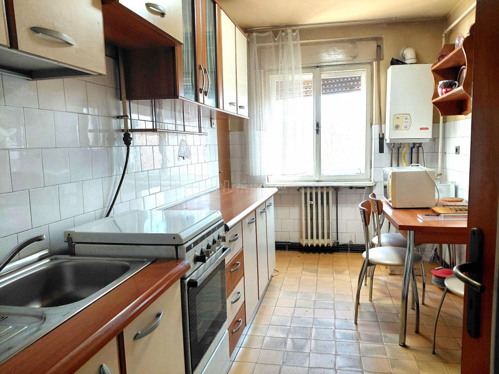 Apartament 3 Camere decomandate Etaj 3 | Baia Mare Central