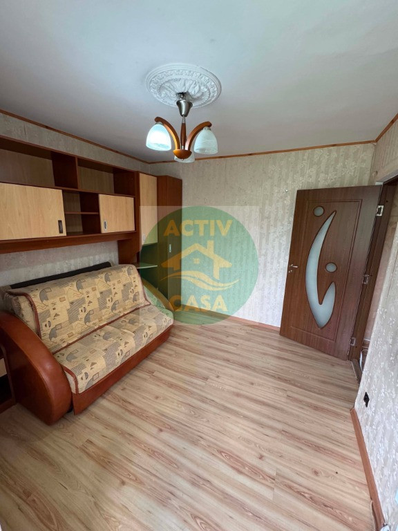 Apartament 2 camere, etaj intermediar