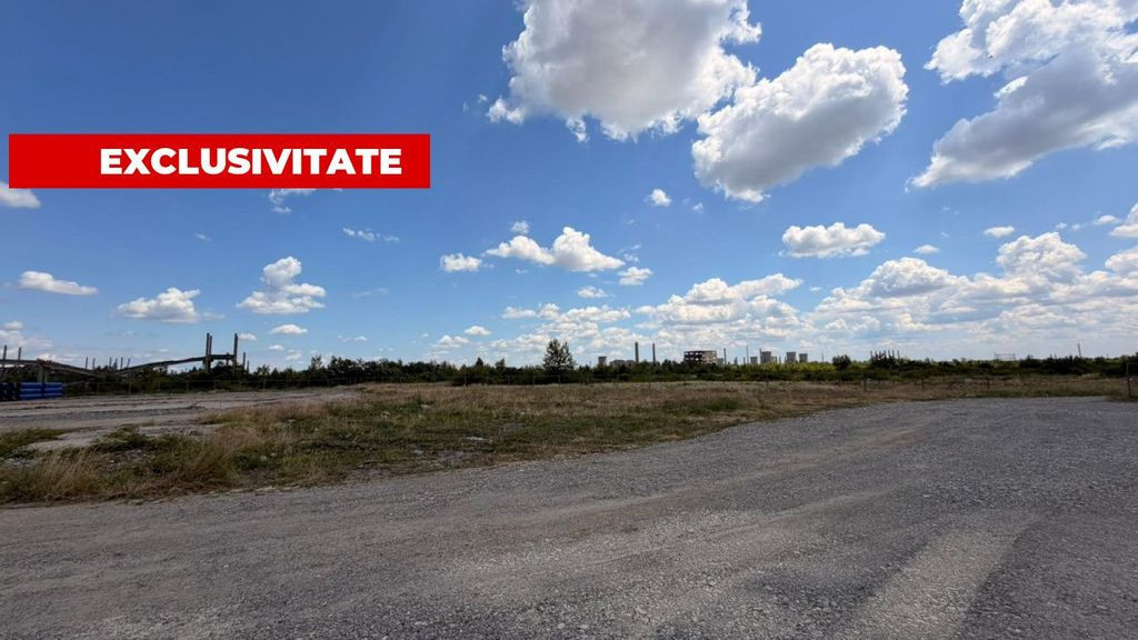 Teren de vanzare intravilan 3.288 mp | Comuna Bradu | Zon...