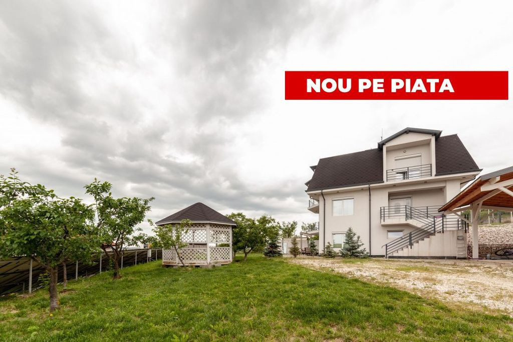 Casă cu 5 camere si 1255 mp teren – Stefanesti-Arges -...