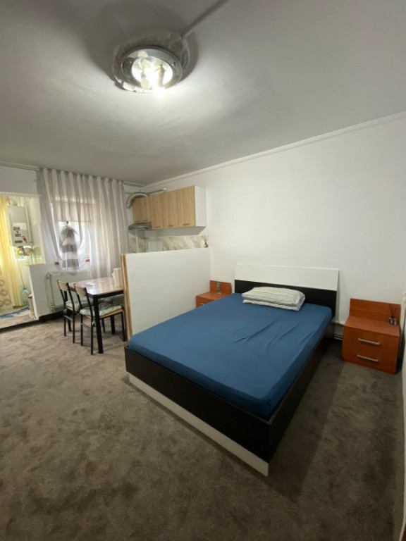 Garsoniera, 30mp, zona Valea Rosie