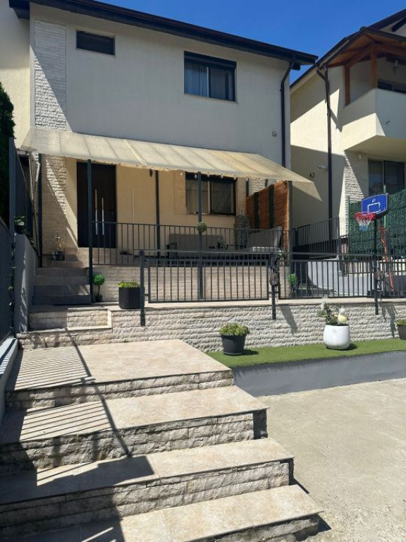 Casa tip duplex - Cartier Trivale - mobilată și utilat?...