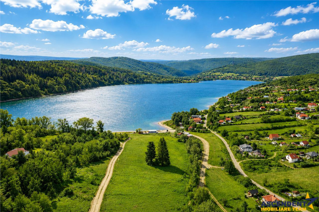 450mp intravilan, cu vedere spre lac, Moacsa, Covasna