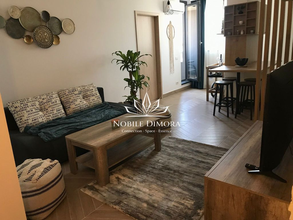 ISHO - Apartament cu 3 camere si 2 bai la etajul 14 - Tak...