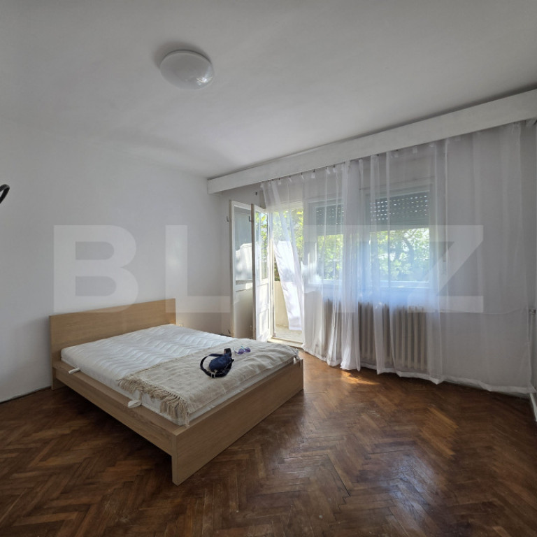 Apartament de închiriat ,3 camere,zona Vasile Lucaciu Satu