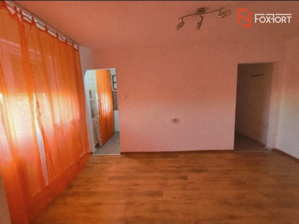 COMISION 0% Apartament cu 2 camere de vanzare in Arad, zona
