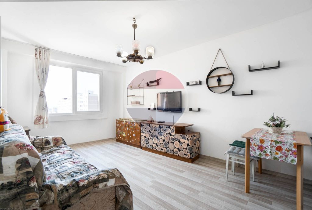 Apartament decomandat cu 2 camere Astra - L .C. Babes - C...