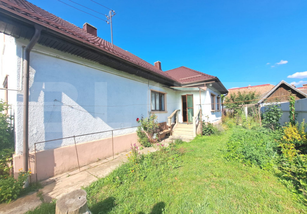 Casă complet renovată de vânzare în Săcele | Se predă