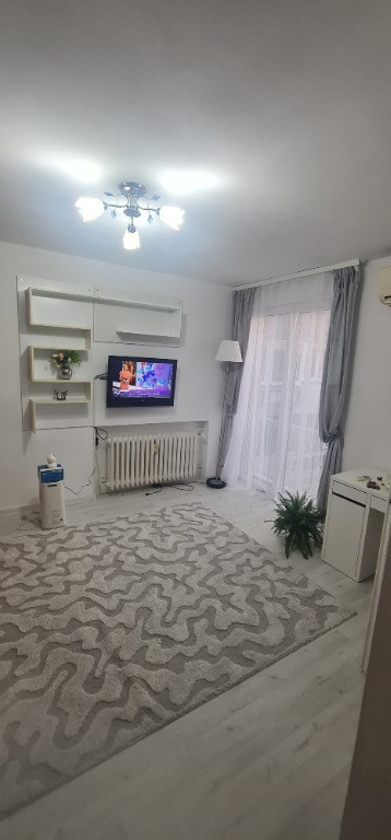 Garsonieră de închiriat – Metrou Iancului (150 m)