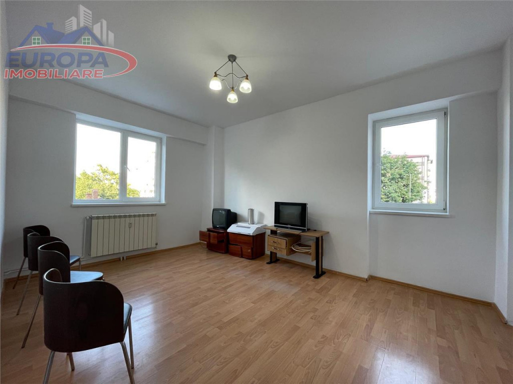 Apartament cu 2 camere de inchiriat zona Babadag - Tulcea