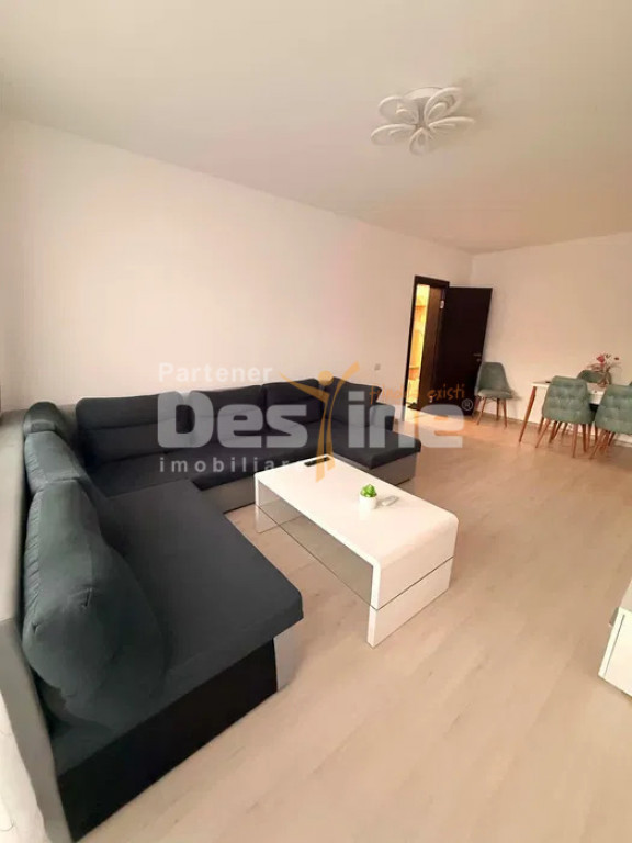 Apartament cu 2 camere decomandat 53 mp, cu loc de parcare i