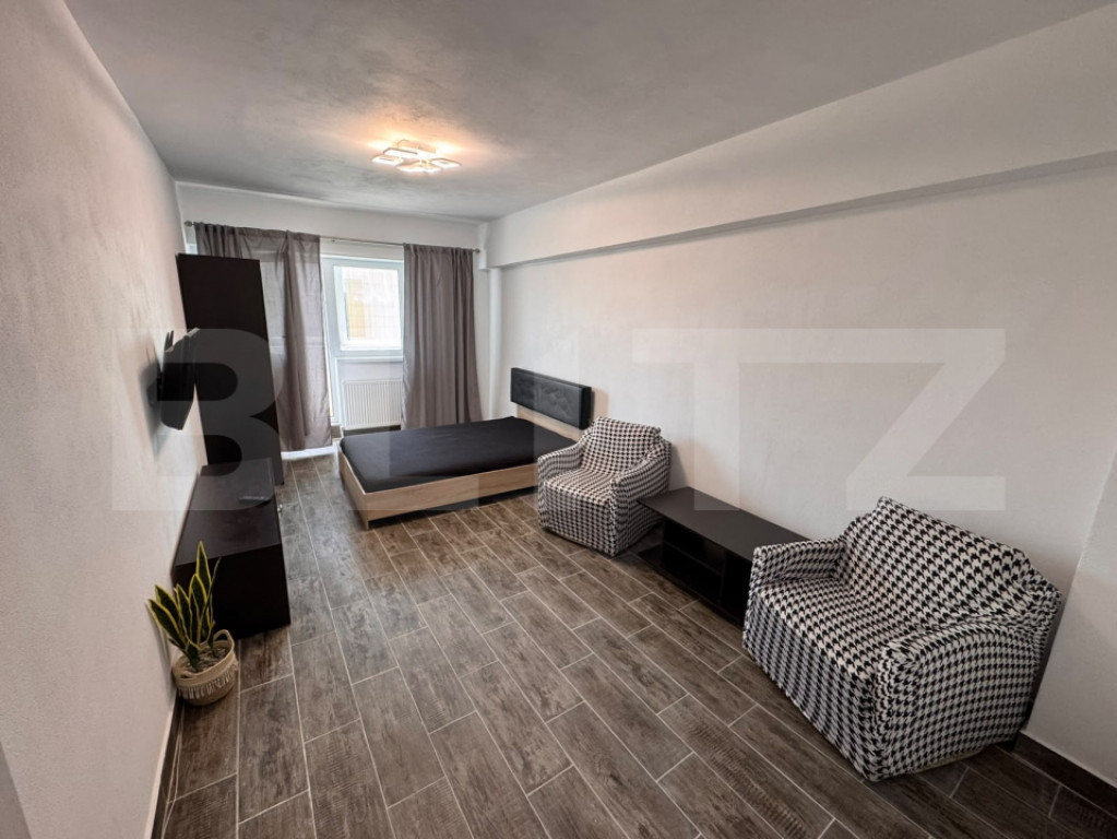 Apartament 2 camere decomandate Central , Piata Mare