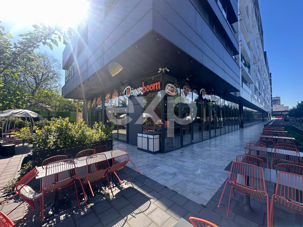 Spatiu Comercial 102 The Address