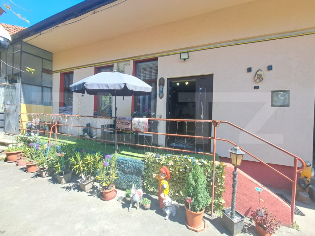 Casă la curte comună | 50 mp utili | Pod și beci