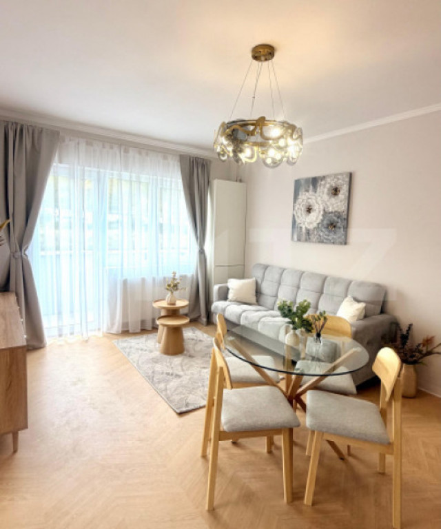 Apartament nou, semidecomandat, 3 camere, parcare subterana,
