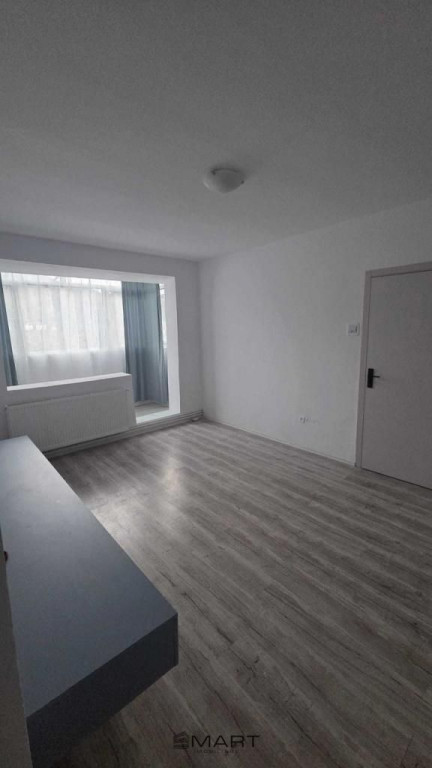 Apartament in bloc tip vila, parter, 50 mp, mobilat utilat -
